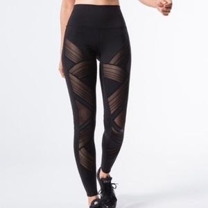 ALO XS Ultimate High Waist Legging Black